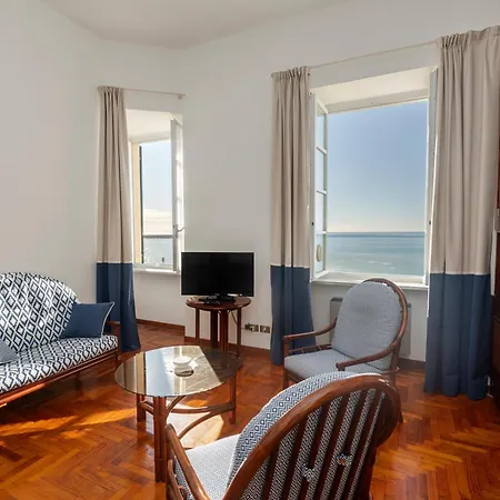 328 - Lord Nelson Chiavari, Vista Mare 1 Apartament *