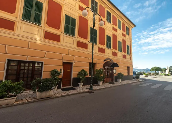 328 - Lord Nelson Chiavari, Vista Mare 1